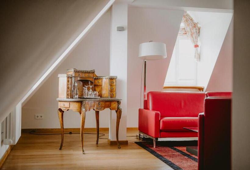 Номер Deluxe, Pałac Pakoszów Schlosshotel Wernersdorf