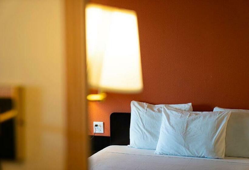 Номер Стандарт, Oyo Hotel Hermiston Or, Downtown