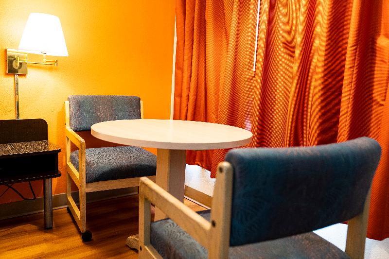 Стандартный Номер Кровать Кинг, Oyo Hotel Hermiston Or, Downtown