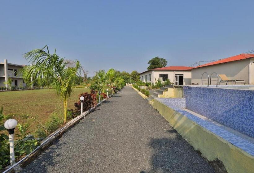 标准间带阳台, Aaranya Gir Resort