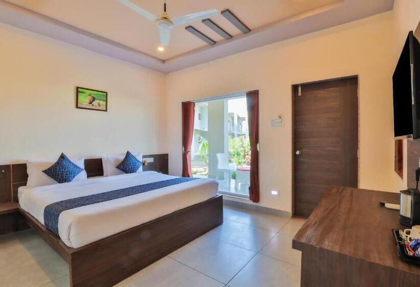 标准间带阳台, Aaranya Gir Resort