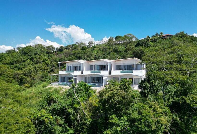 Номер Deluxe Вид на Море, Les Roches   Paradise Retreat
