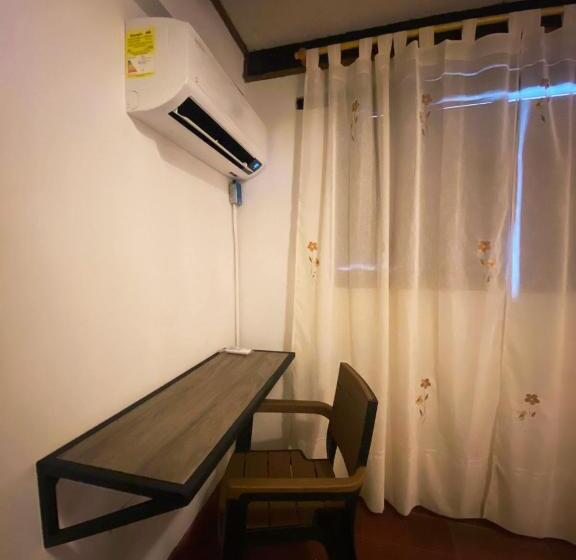 Номер Стандарт, Hostal Patio Del Río