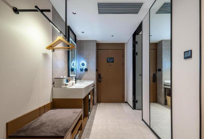 Номер Superior, Atour Hotel Zhoushan Putuo Banshengdong Wharf