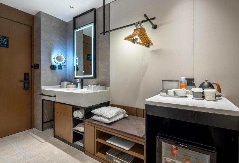 Номер Стандартный с Видом, Atour Hotel Zhoushan Putuo Banshengdong Wharf