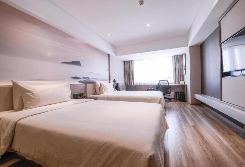 Номер Стандарт, Atour Hotel Railway Station Dalian