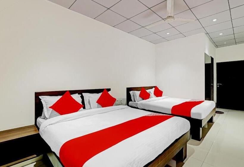 Номер Стандарт, Oyo Rishta And Jahan Banquet And Rooms