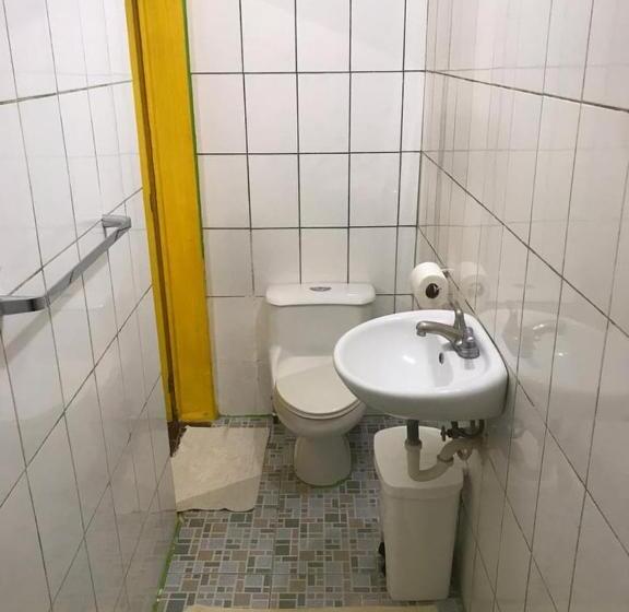 اتاق خانوادگی, Casa Romano Hostel