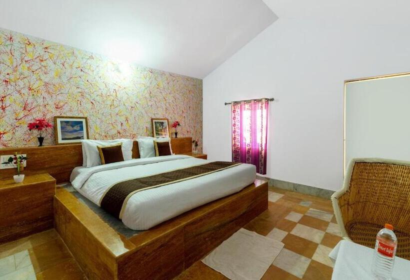 Хижина Deluxe, Royal Jaisalmer Resort With Swimming Pool