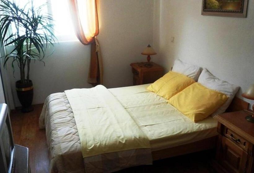 اتاق استاندارد, David Apartments And Rooms