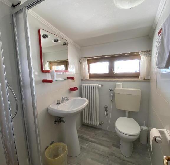 اتاق استاندارد چهار تخته, Casa Per Ferie Villa Romagna