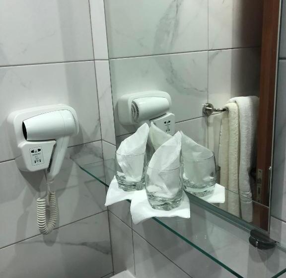 Quarto Estandar com Sacada, Meteor