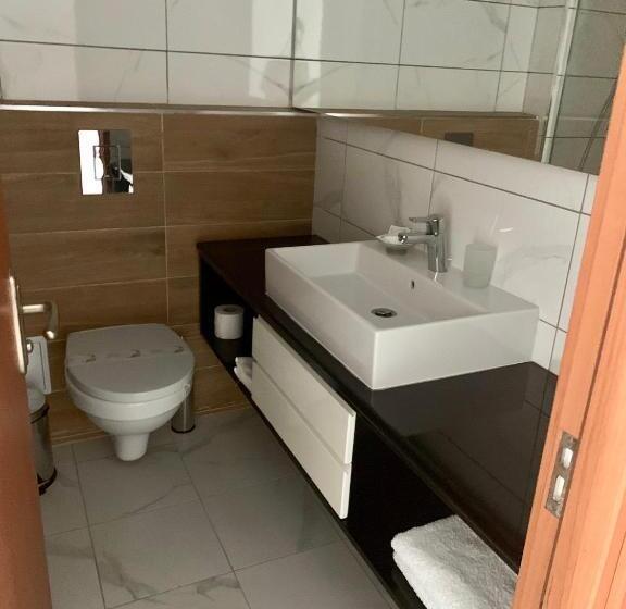 Quarto Deluxe, Meteor