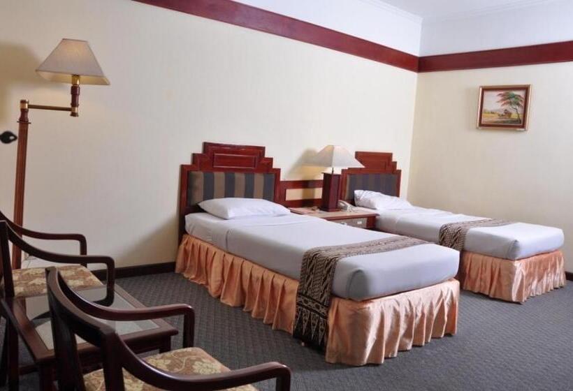 Номер Стандарт, Queen Garden Hotel Managed By Salak Hospitality