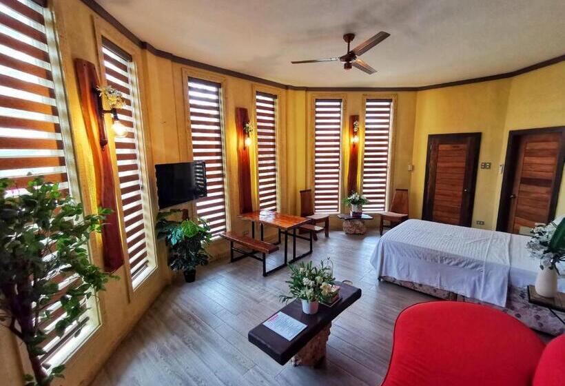 Номер Deluxe Вид на Море, Castle View Hotel Samal