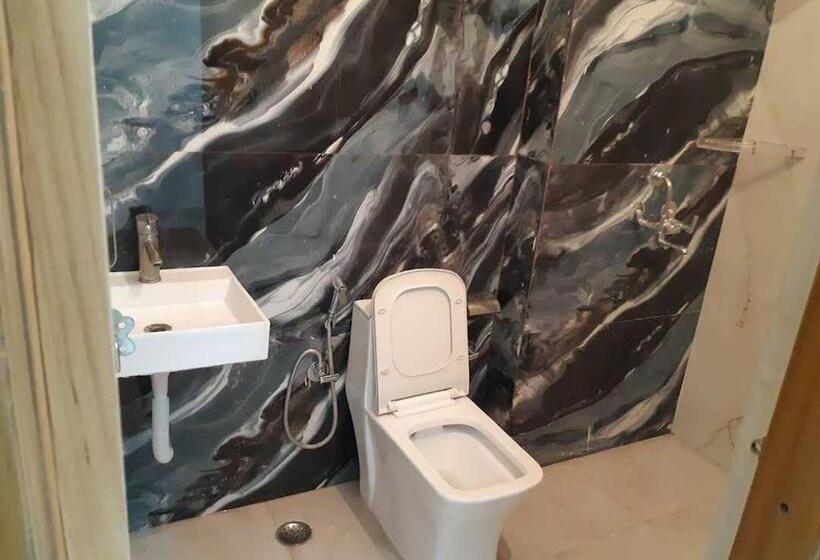 트리플 클래식 룸, Collection O Hotel Kedar In