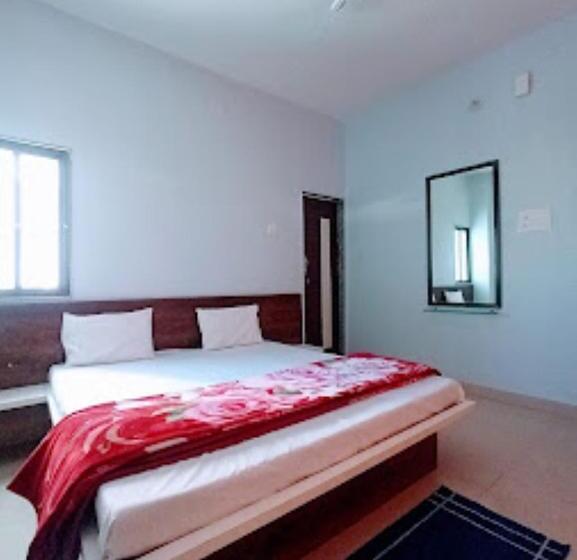 Номер Стандарт, Adiraj Palace And Lodging, Shani Shingnapur