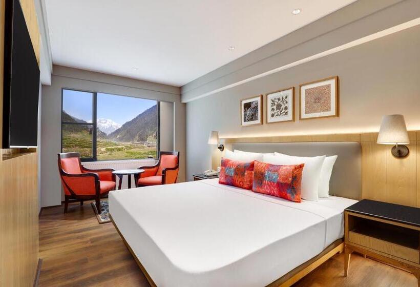 Номер Superior Кровать Кинг, Lemon Tree Hotel, Sonamarg