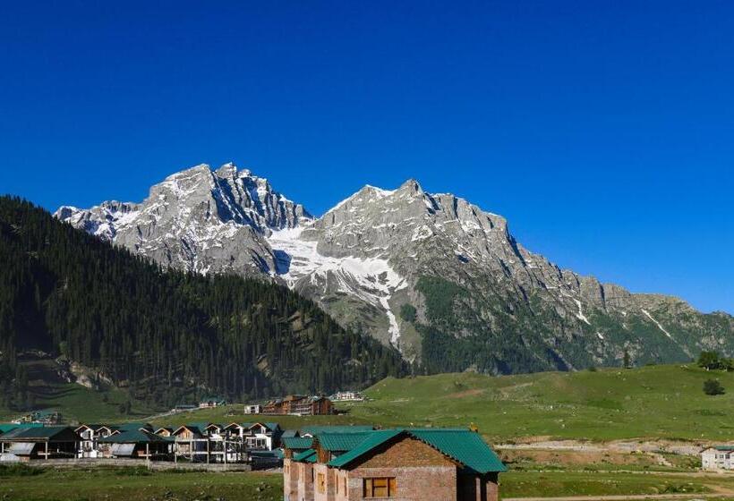 Номер Deluxe Кровать Кинг, Lemon Tree Hotel, Sonamarg