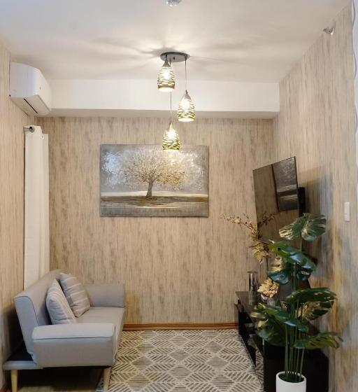 家庭间, Mesaverte Residences