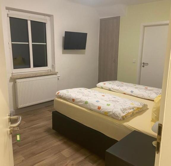 Номер Стандарт, Pension Krug Zum Schlaubetal