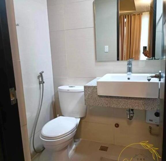 استودیو استاندارد با بالکن, The Glenanna At The Fort   Uptown Parksuites Tower2