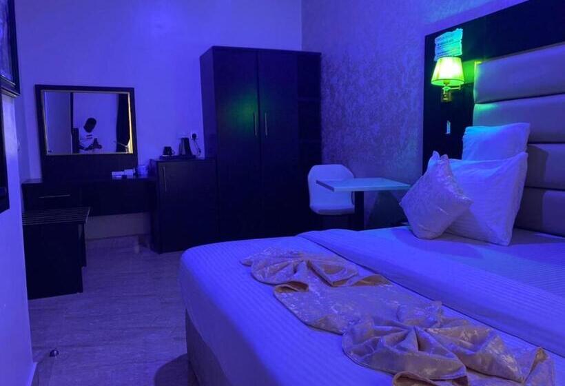 디럭스 스위트, Rove Luxury Hotel And Suites