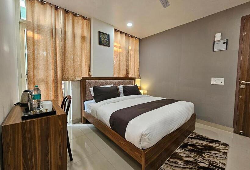 Номер Стандарт с Балконом, Fabexpress Relax Suites