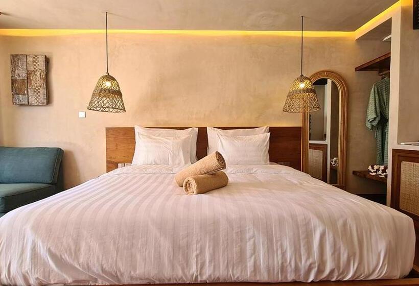 Апартаменты 1 Спальня Вид на Море, Shore Thing Gili Air Beachfront Apartment