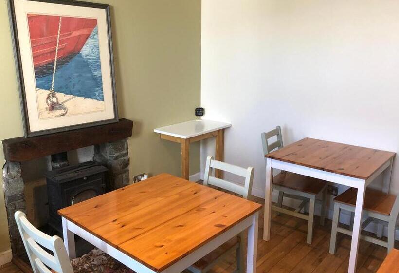غرفة قياسية فردية حمام مشترك, The Old Post Office House Bnb