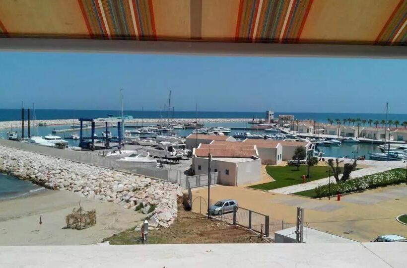 Номер Стандарт Вид на Море, La Scogliera