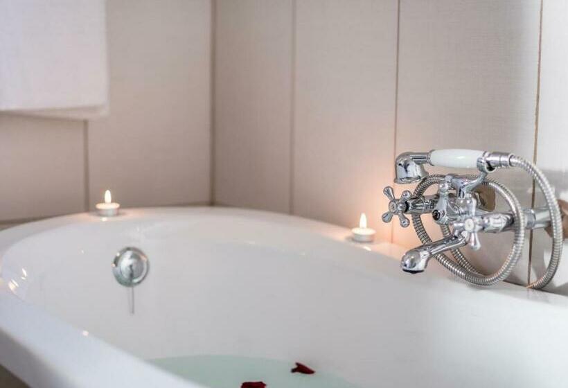 Семейный Номер Deluxe, Alveston Manor
