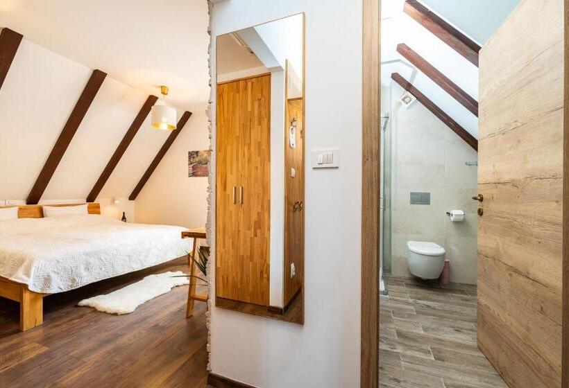 اتاق سوپریور با چشم‌انداز باغ, B&b Villa Sumrak Plitvica Rooms