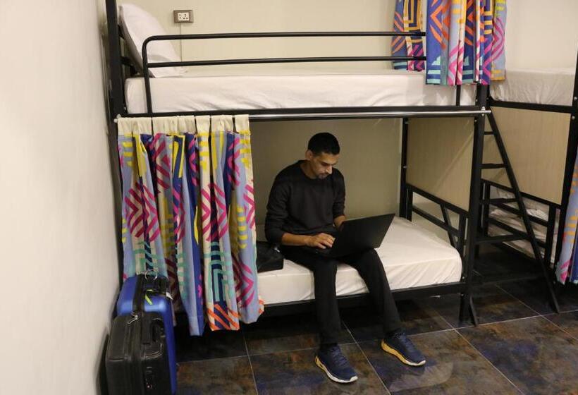 تختخواب در اتاق مشترک, Amman Trail Hostel