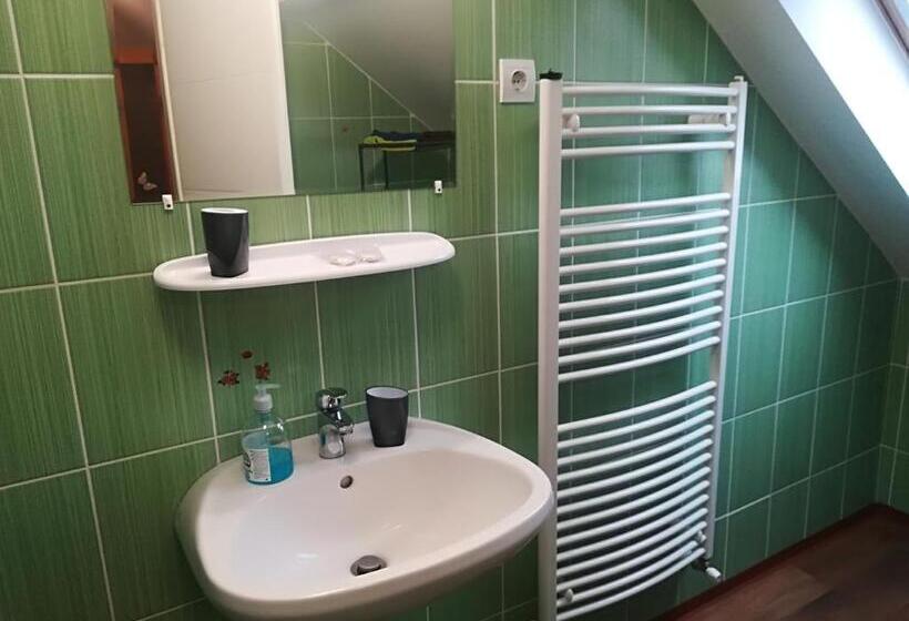 Family Suite, Vár Liget Vendégház