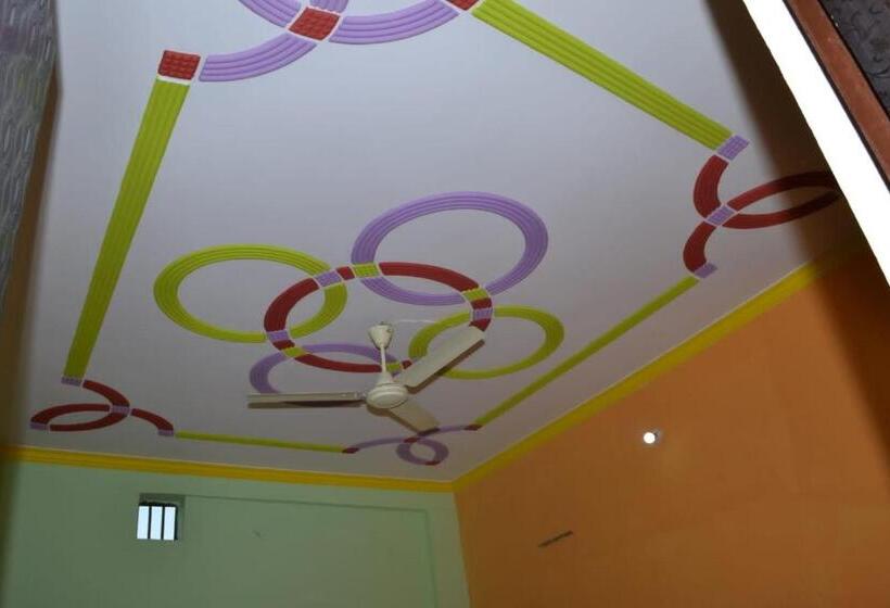Номер Deluxe, Apna Guest Home Stay