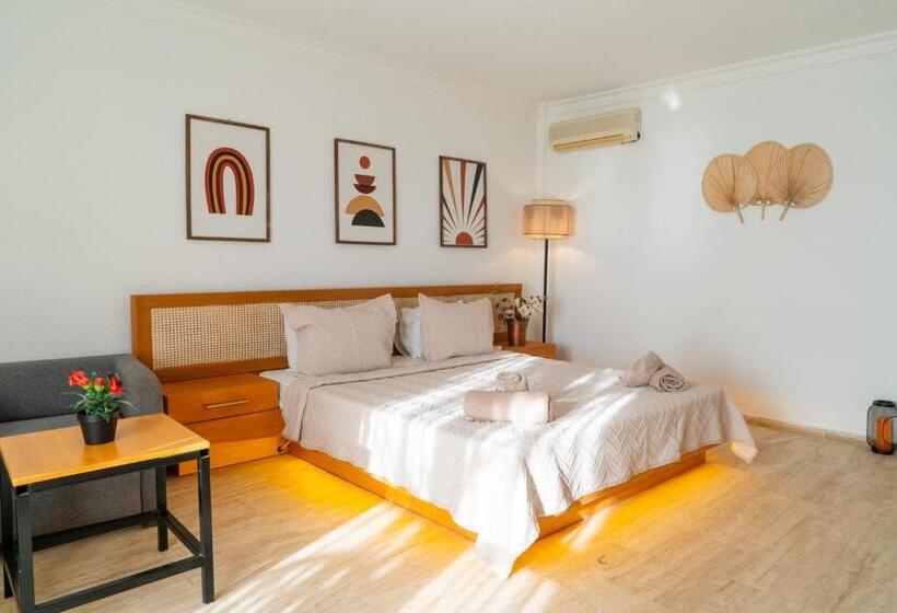 Семейный Номер, Regulus Beach Resort