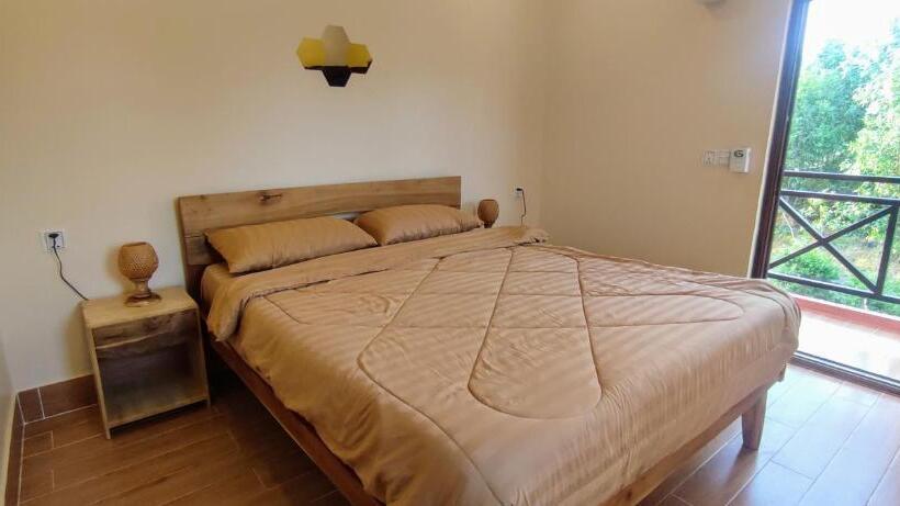 Номер Deluxe с Балконом, Care Rock Guesthouse