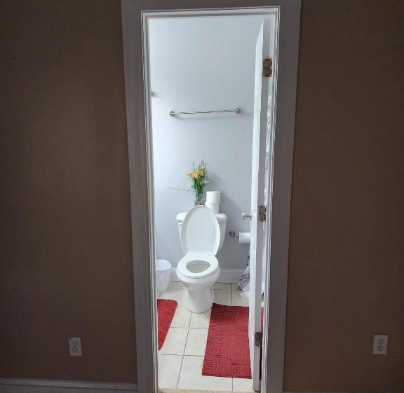 スタンダードシングルルーム, Private Room Balcony And Bathroom In Charleston