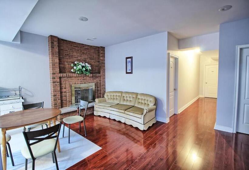 חדר דלוקס, Bright Basement & Private Bathroom, Free Parking