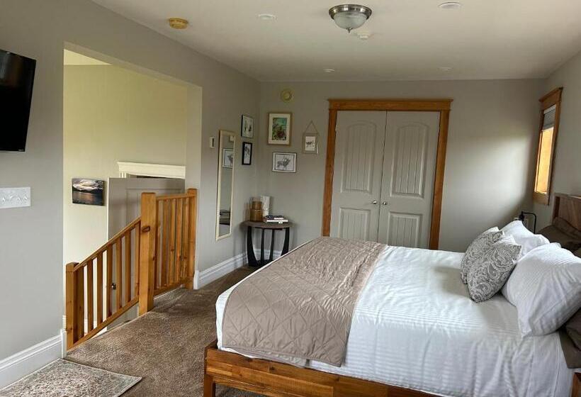 Люкс Deluxe Вид на Море, Tides Inn Guest Suites