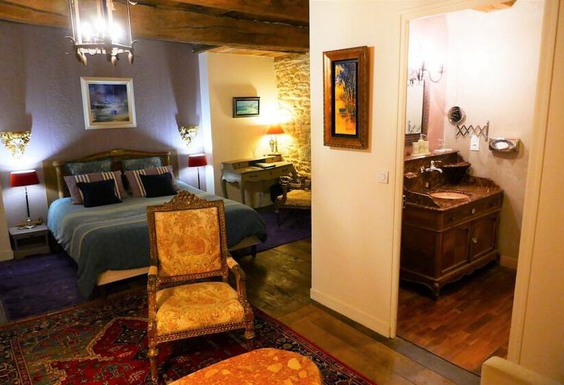 Четырехместный Номер Стандарт, Manoir Desnachez