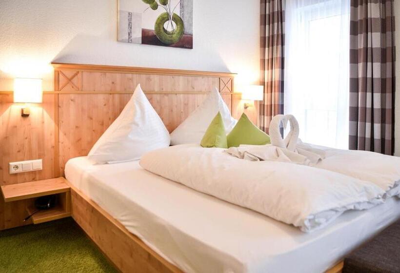 Номер Стандарт с Балконом, Burg Hotel Feldberg