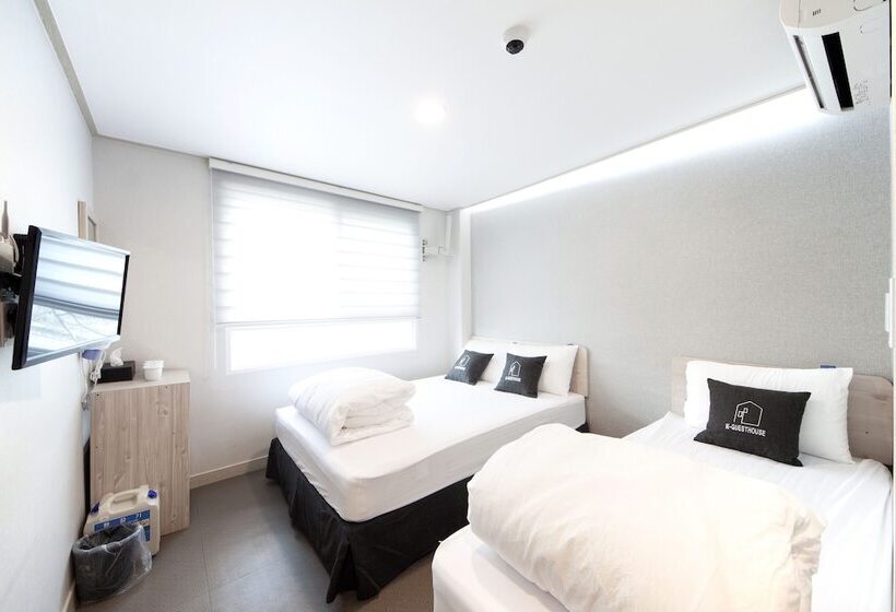 Номер Стандарт Трехместный, K Grand Hotel Seoul