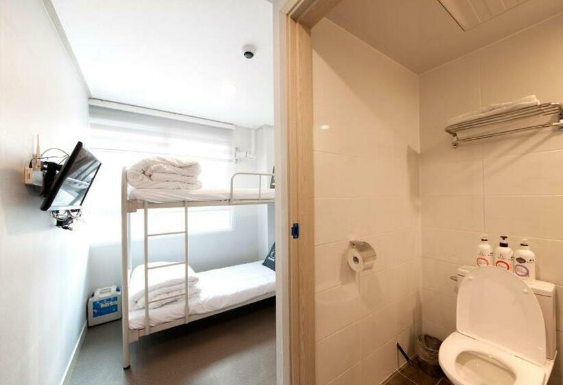 Номер Economy, K Grand Hotel Seoul