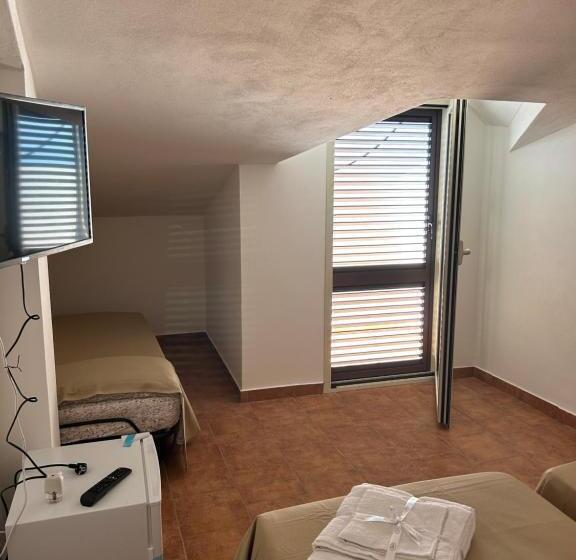 Номер Deluxe Вид на Море, Villa Loren