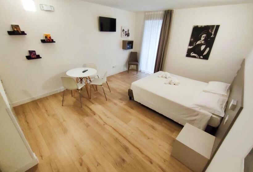 استودیوی استاندارد, City Gallery Apartments