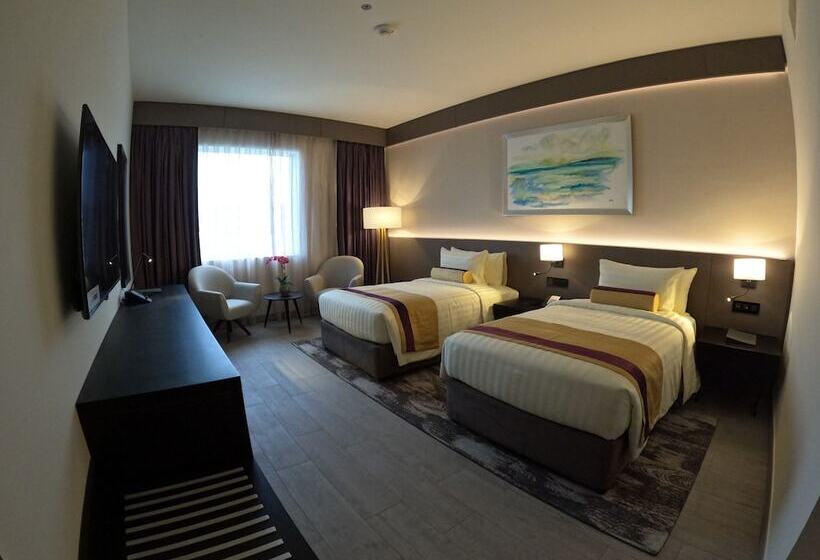 Номер Deluxe с Балконом, Khalidia Palace Hotel Dubai By Mourouj Gloria