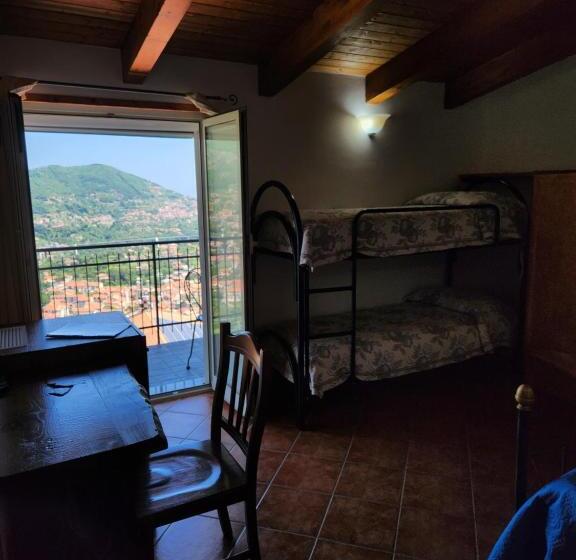 Quarto Quadruple Standart com Varanda, Valle Degli Dei