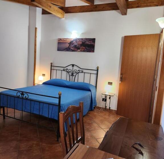 Quarto Quadruple Standart com Varanda, Valle Degli Dei